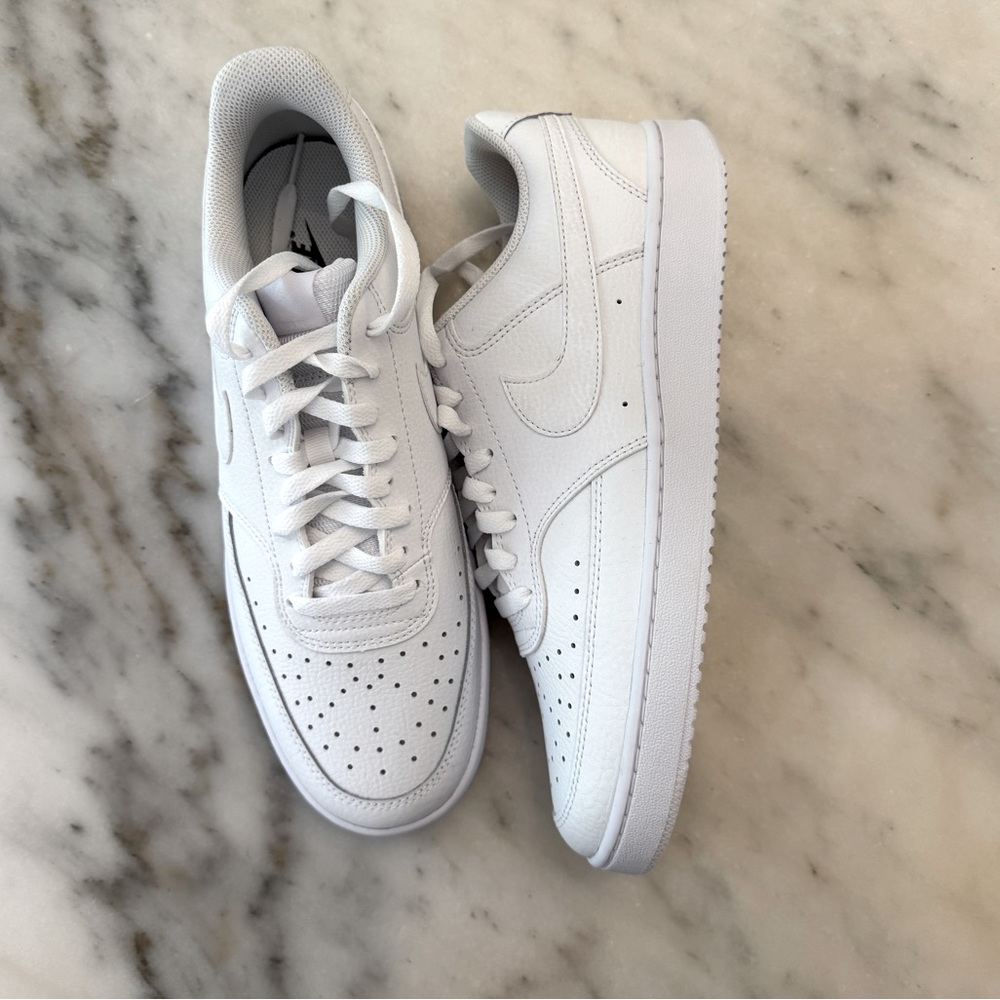 Women’s Nike Court Vision Size  11w - Picture 2 of 7